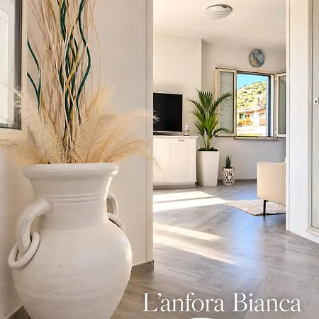 Apartment L'anfora Bianca *